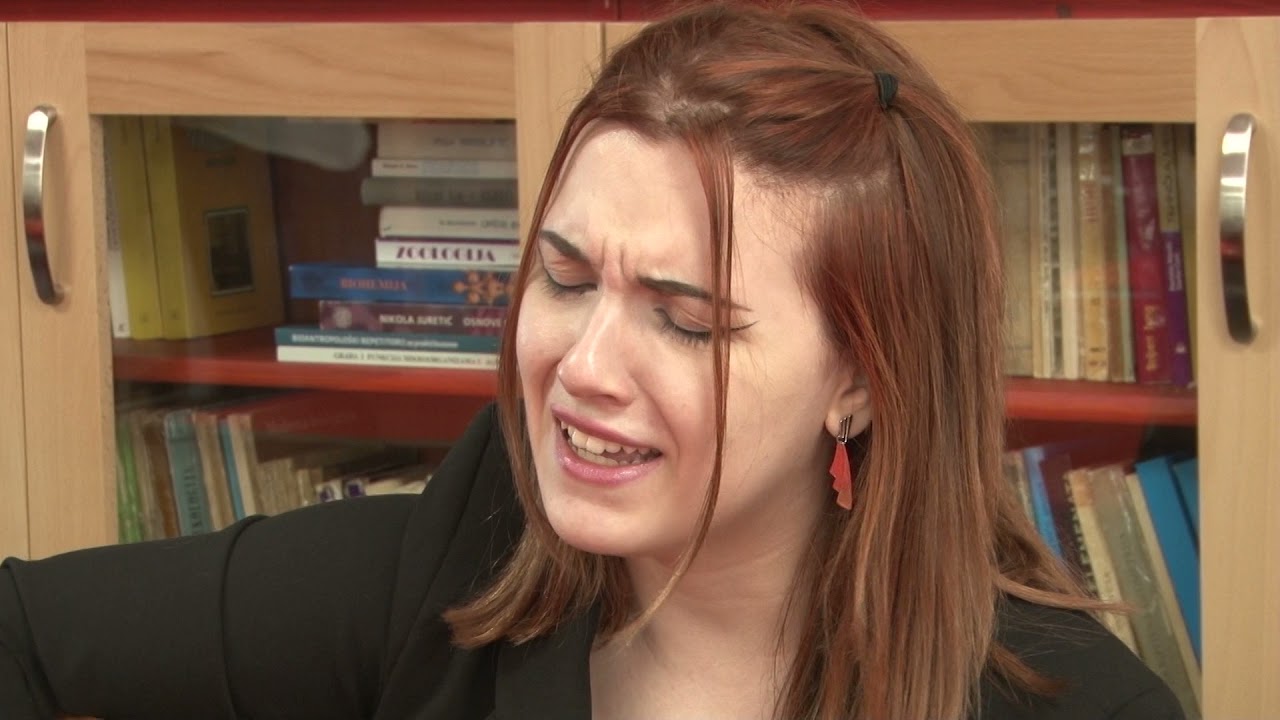 Kakanjka Emina Bajtarević studentica generacije na filozofskom fakultetu UNZE