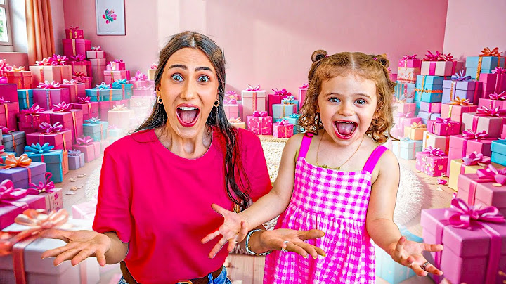 فتحنا هدايا ب عدد اشهر عمرها 🎁 36 هدية !!