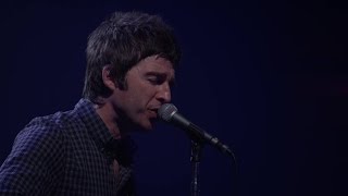 Noel Gallagher&#39;s High Flying Birds - Supersonic (Live at iTunes Festival 2012)