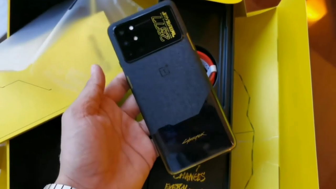 OnePlus 8T CyberPunk 2077 Limited Edition Unboxing
