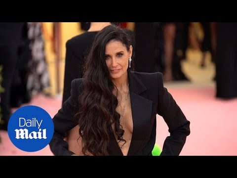 Cleavage Demi Moore nudes (79 fotos) Boobs, Snapchat, underwear