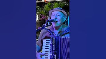 Thumbnail of João Bandeira e forró do Mestre ao vivo! "Pra comer baton" - João Bandeira.