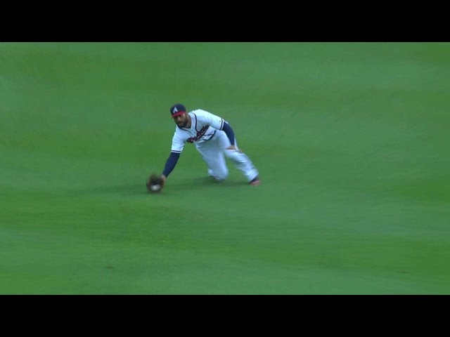 SD@ATL: Markakis robs Venable with a sliding catch