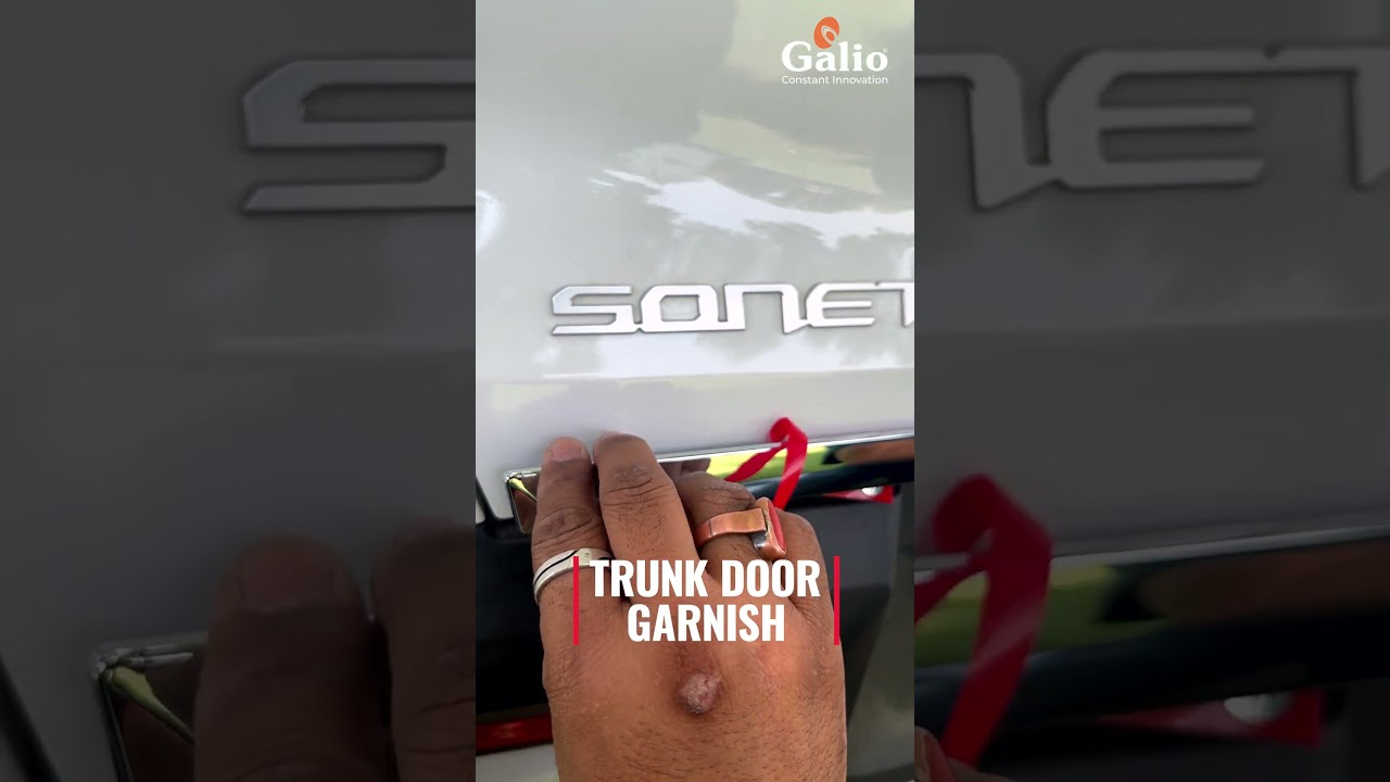 Galio Sonet Accessories: Trunk Door Garnish Choices. 