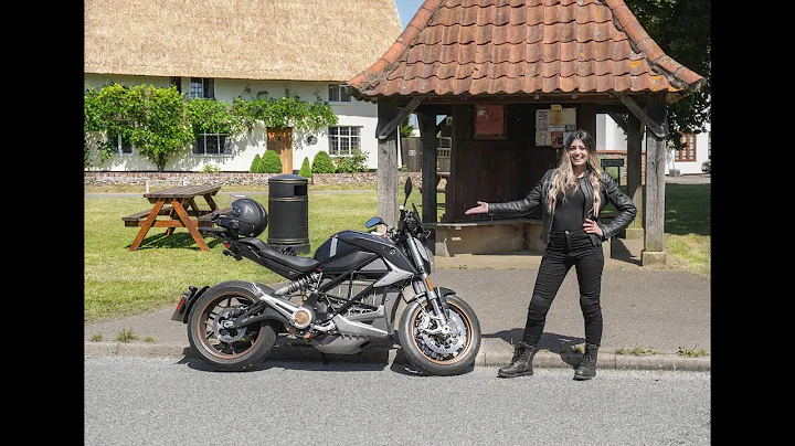 Test Ride Zero Motorcycles SR/F Premium (Electric Motorcycle) - Lucia Damiata (English Version)