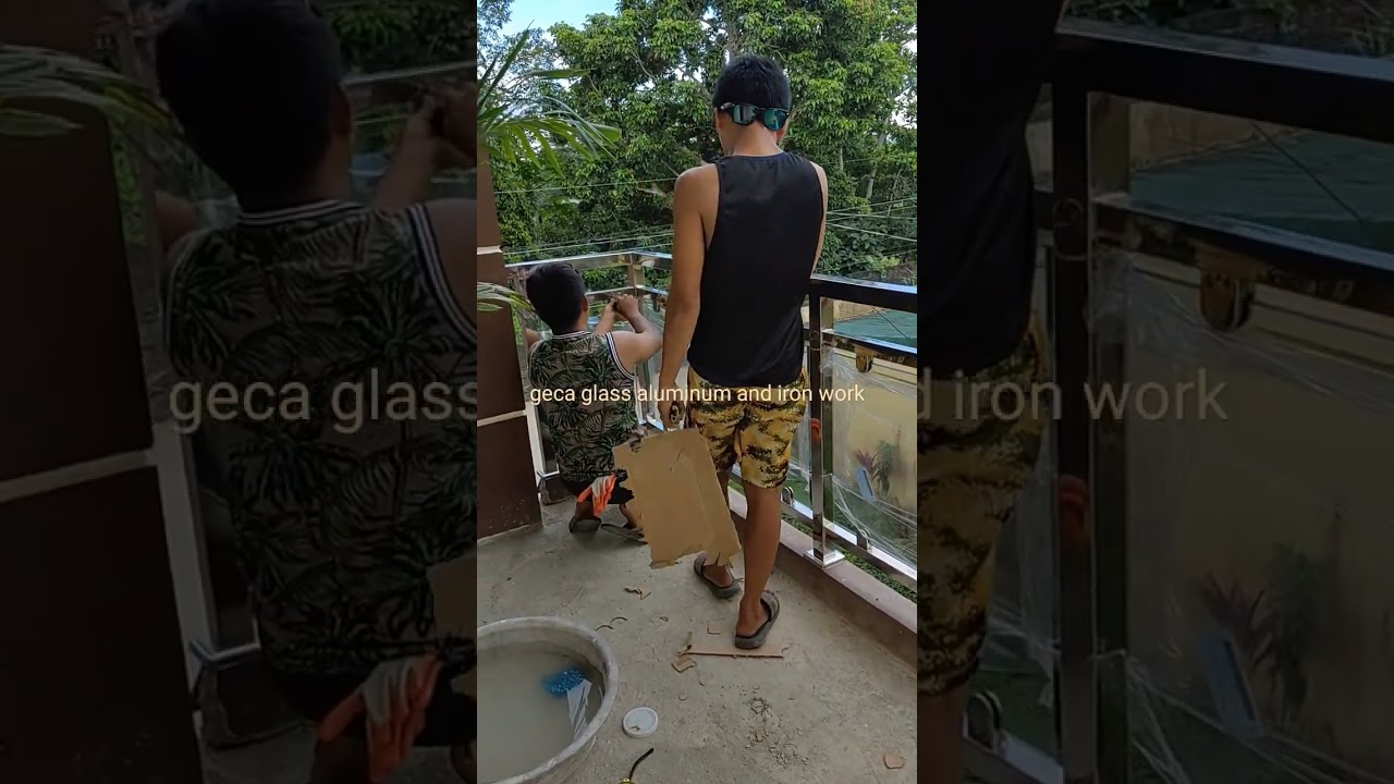 Stainless Square Tube w/ Tempered Glass Balcony Raillings installation