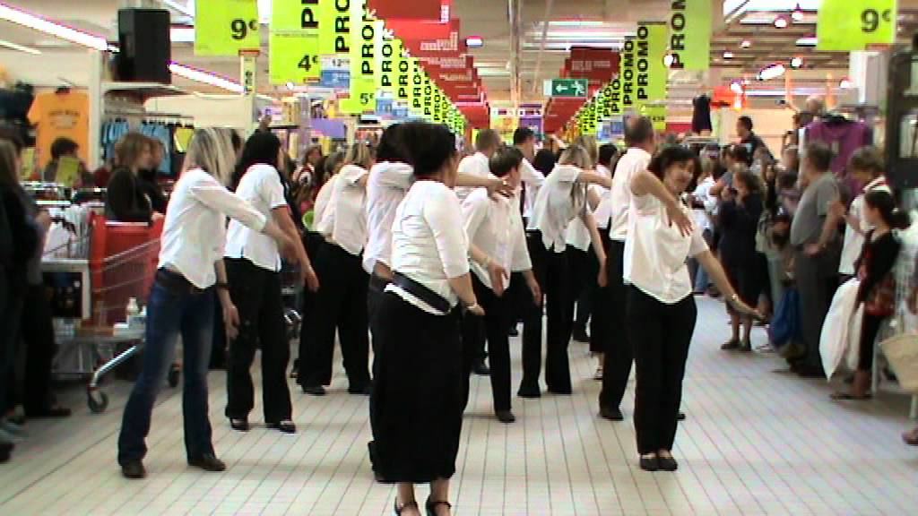 Flashmob Auchan Cherbourg YouTube