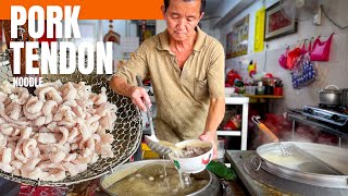 Serving 300-500 Bowls Daily!! Delicious Pork Noodles in Semenyih - Malaysia Street Food