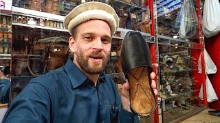 How to Buy Shoes in Pakistan (Multani Khussa vs. Peshawari Chappal) 👞