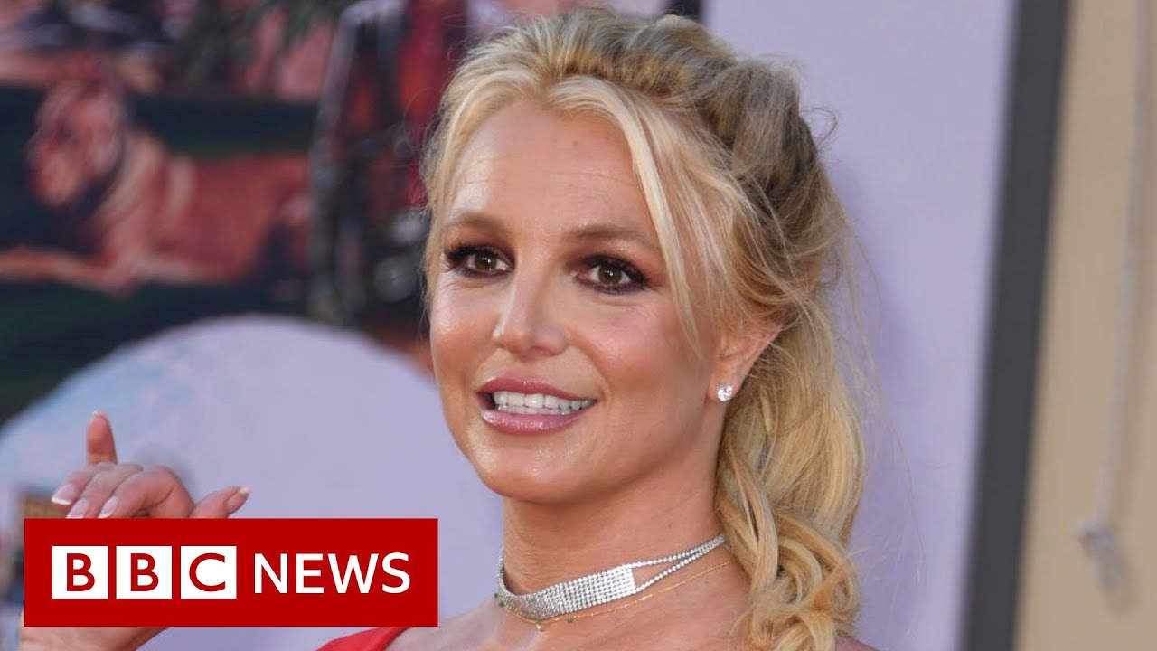 Britney Spears thanks fans in heartfelt video as she is freed from conservatorship - BBC News