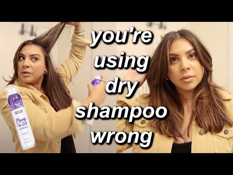 Video: 4 Ways to Dry Curly Hair