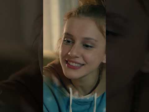 أنا أعرف كيفية تدفئتك اتصل بمدير أعمالي Shorts