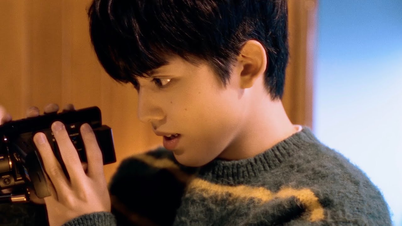 다다다(DADADA) - '웃어주세요(Like me, Love me, and)' Official MV