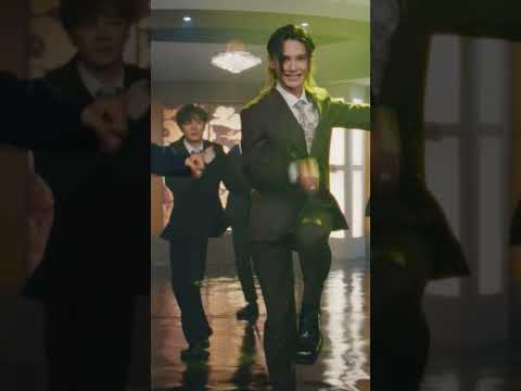 MIRROR 7周年快乐 全新单曲 DNA Is U 已正式上线 生活瞬息万变 但是基因永存身体内 让旋律与舞步成为我们的遗传密码 TME腾讯音乐 2025流行音乐