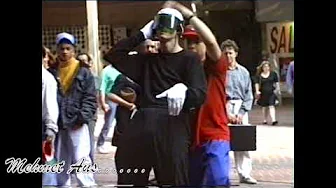 Melbourne 1992 - Street Performer