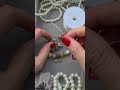 Браслет на резинке — самый простой способ сборки. http://vk.com/yanay006 #браслеты #бисер