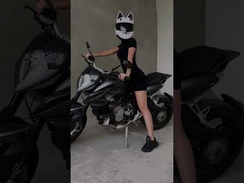 Жіночий повсякденний, спортивний комбінезон із шортами. Комбез чорний з принтом Nike. Ромпер на блискавці, в рубчик, видео 1