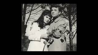 Zeki Müren - Rüzgarlara Kapılmış Kuru Yaprak Misali Resimi