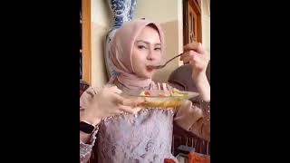 Cantik Berhijab Pintasmedia