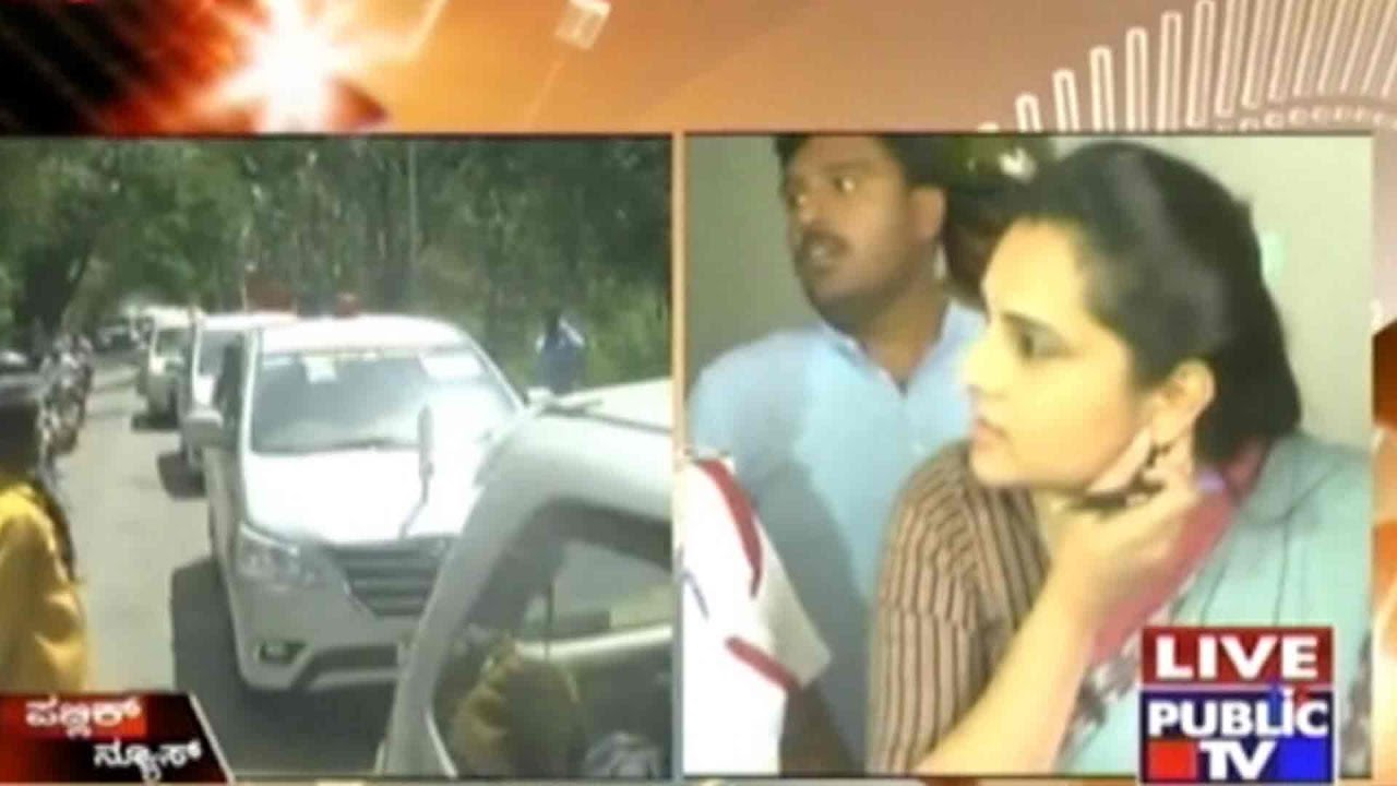 Farmers Explain Problems To Cauvery Technical Team During Inspection