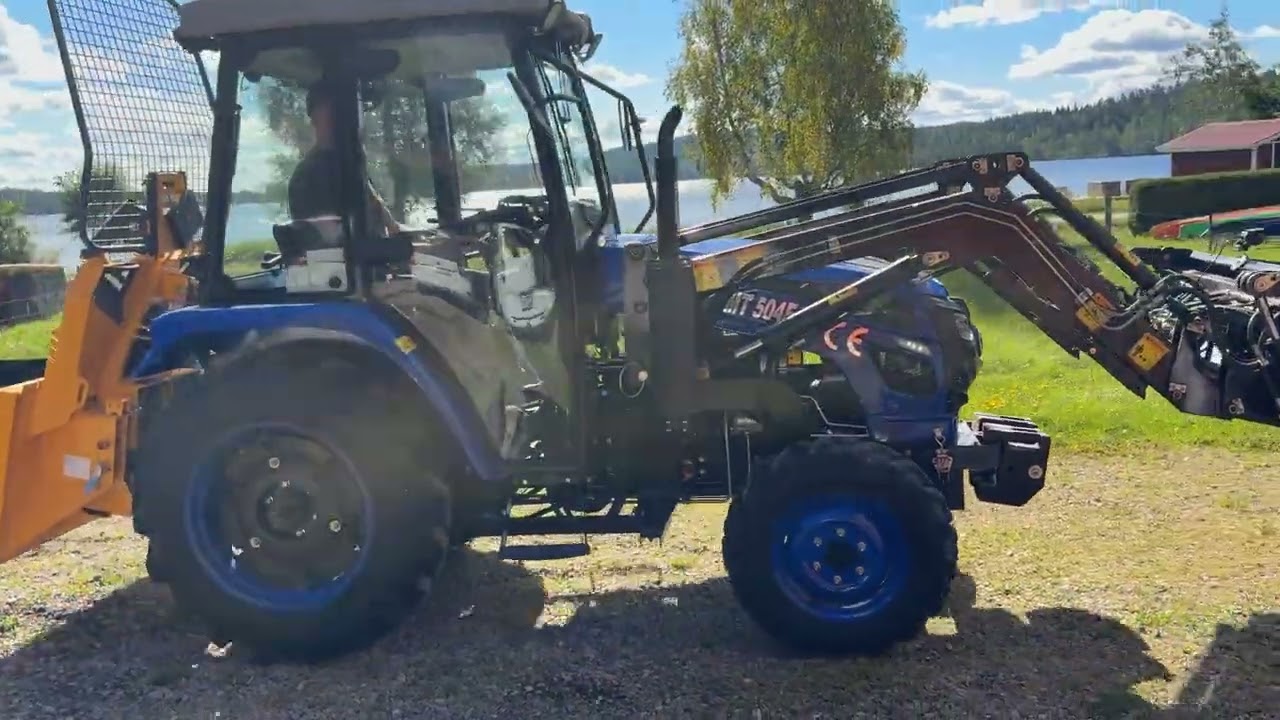 Traktor Multi Tractor QL504