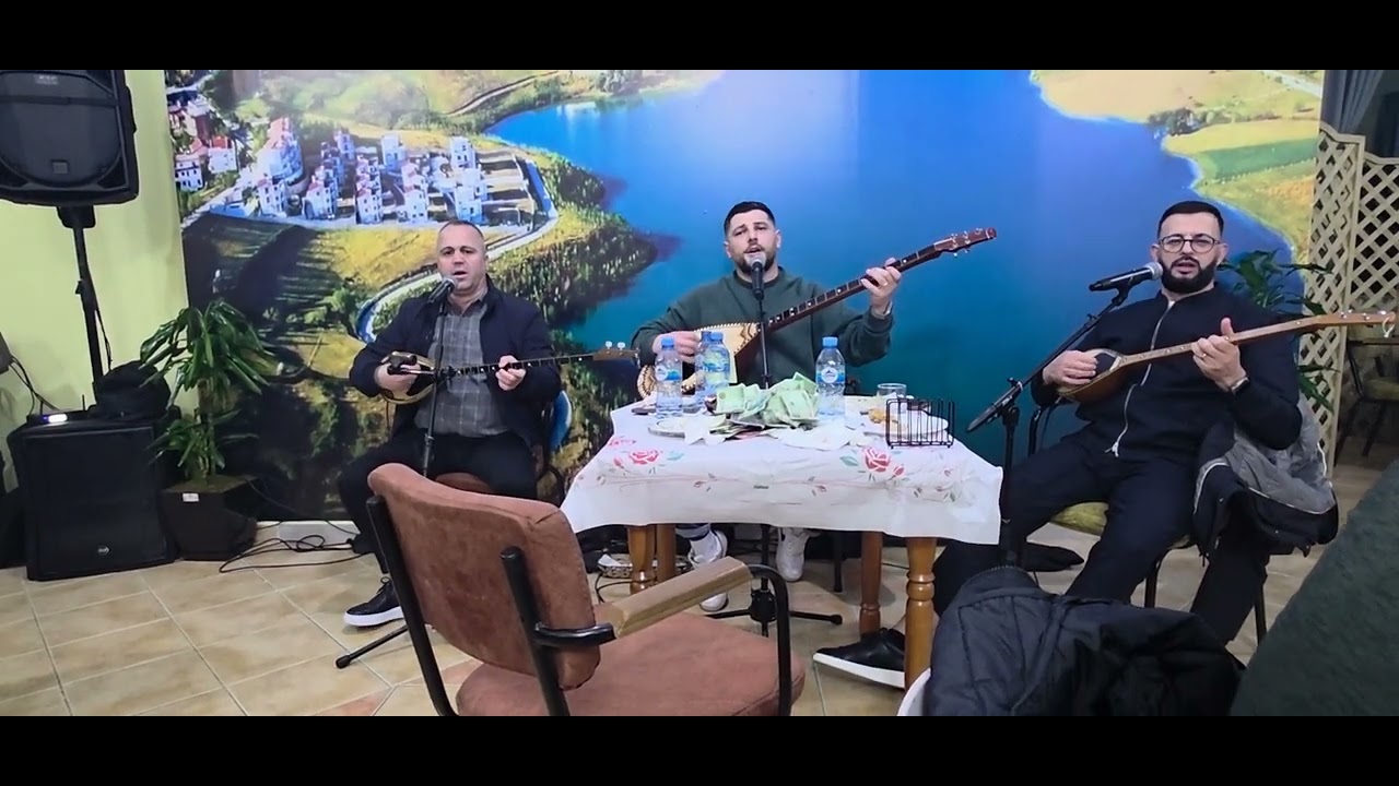 Po i bjen era ret e zeza .. Restorant TOTA...