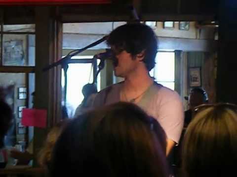 Sean McConnell - Reckless Love - Live at Gruene Hall
