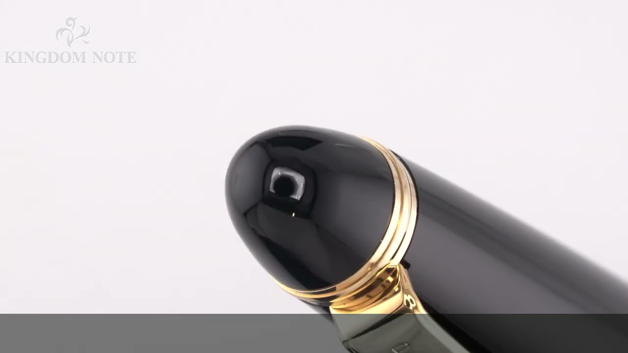 PILOT パイロット 万年筆 カスタム743 ブラック フォルカン - YouTube