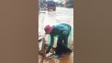 Removal Debris On Street While Rain #shorts