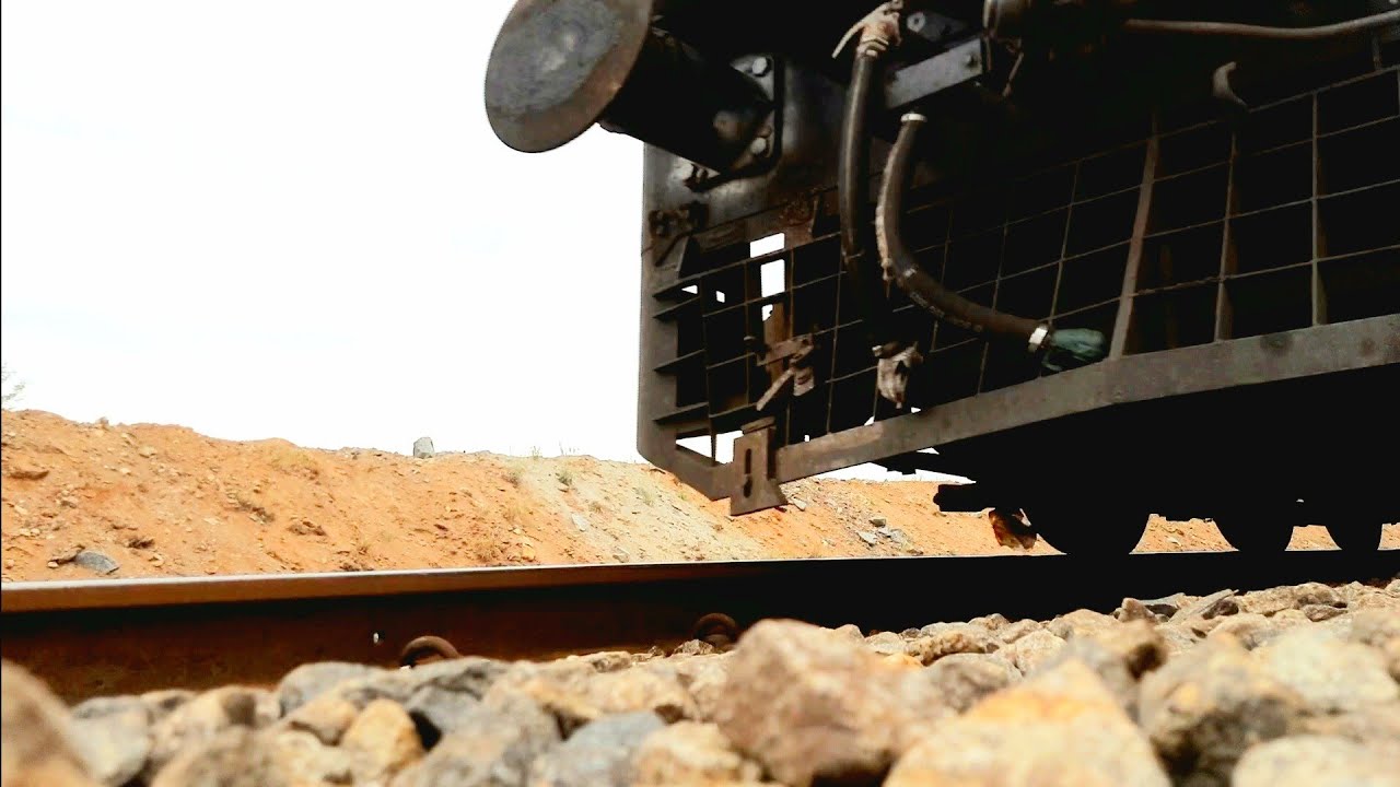 Train videos |under train video| fastest train |mumbai-delhi|Train Sound |Train India|indian railway