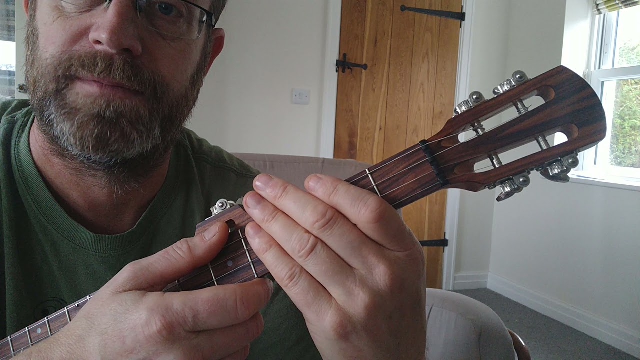 I wish I was a mole in the ground. Clawhammer banjo tutorial. Double C tuning.