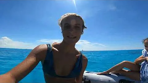 Sailing to PARADISE; prettiest water in the world ...
