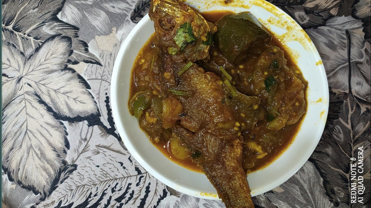 বেগুন দিয়ে ভোলা মাছের ঝোল|Vola mach recipe| - YouTube