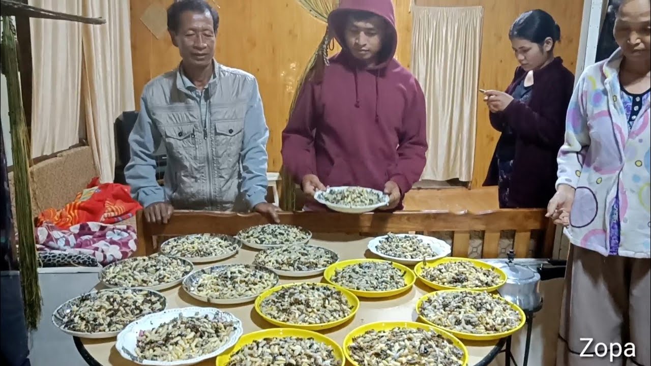 Khawivanrial lak hautak leh mukbang aw