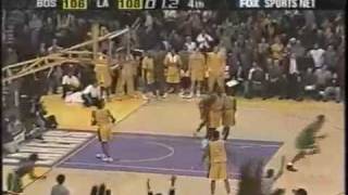 Antoine Walker beats Lakers on last second shot