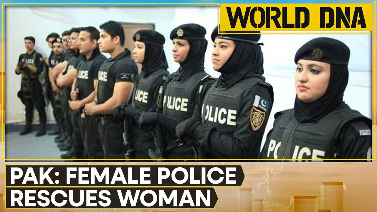 Pakistan: Female police officer ASP Syeda Shehrbano Naqvi braves angry crowd, rescues woman