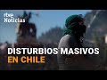 INCENDIOS de IGLESIAS, SAQUEOS y decenas de DETENIDOS en CHILE I RTVE Noticias