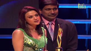 Preity Zinta Wins Award