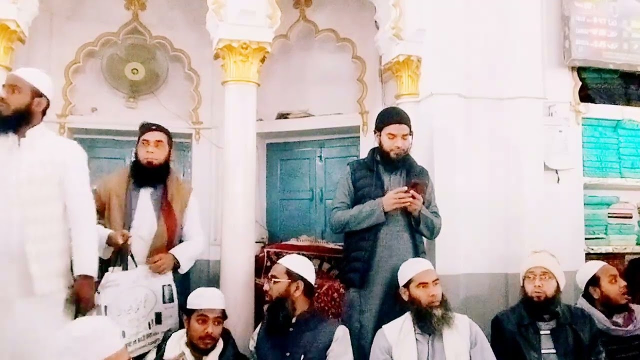 تکمیل حفظ قرآن کریم ودستار بندی مدرسہ اسلامیہ عربیہ بیت العلوم سرائمیر اعظم گڈھ 