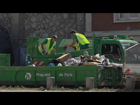 Paris : les agents d’entretien garants de l’environnement urbain