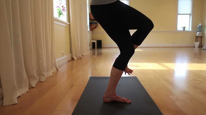 In the Studio: Cynthia Woodring Teaches Us to Soar...