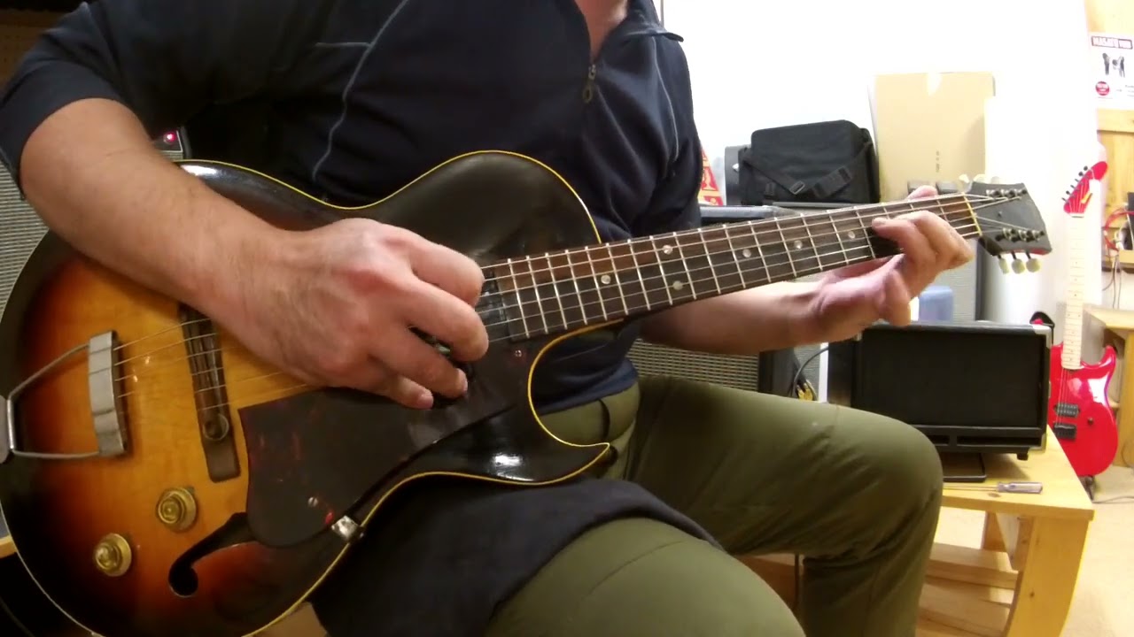 Gibson ES-140 1955年製 ピック弾き