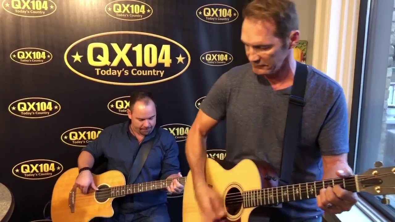 Russell Lee's new single 'AMAZING' Live on QX104