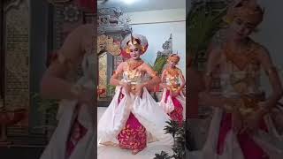TARI BELIBIS | SUBSCRIBE #viral #shorts #shortsvideo #tari #belibis #dance #bali