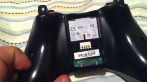 Taking apart xbox 360 controller part 1
