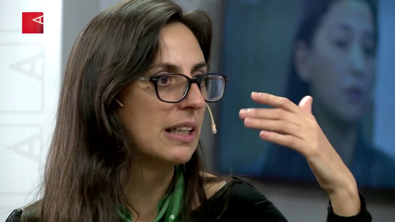 Verónica Gago: “La deuda organiza nuestra obediencia”