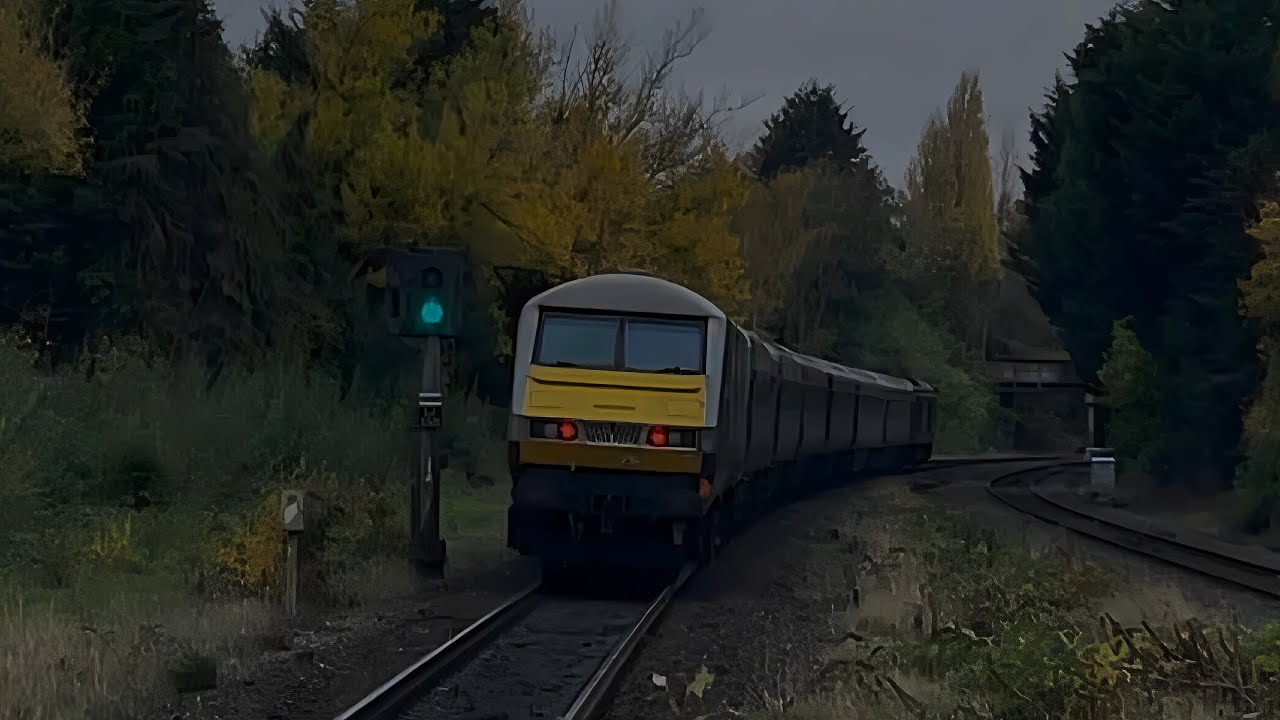 A few trains at Solihull (31/10/25)