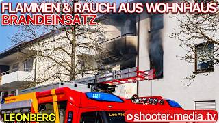 🔥 🚒  FLAMMEN & RAUCH AUS WOHNHAUS 🚒 🔥 |  Feuerwehr im Brandeinsatz