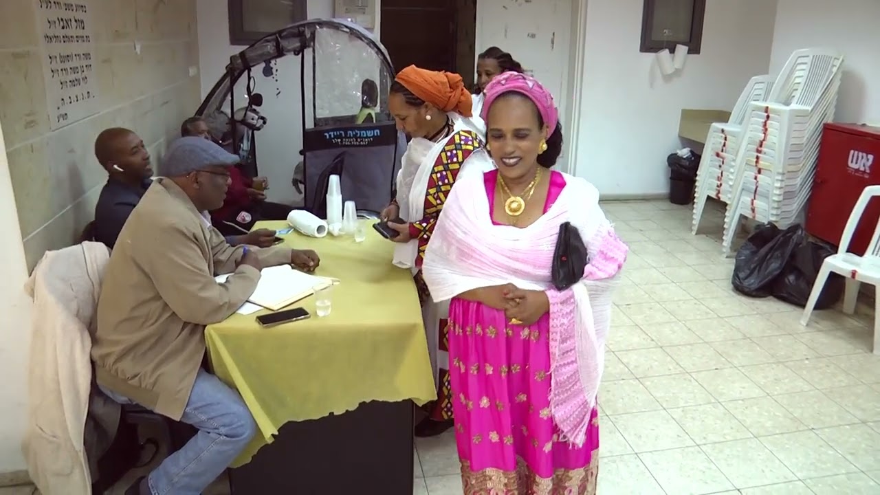 12 3 23  חתן  וכלה