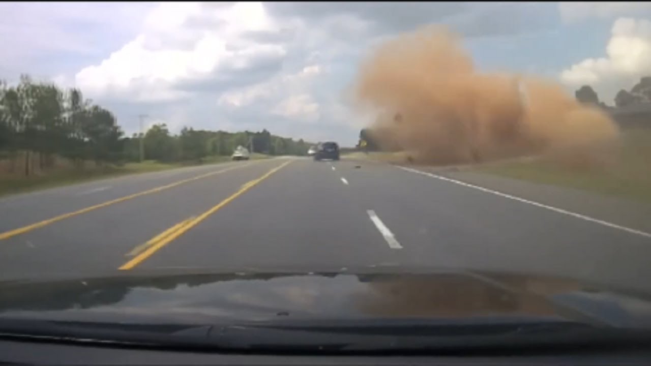 Troopers Chase at High Speed to PIT Fleeing Suspect - YouTube